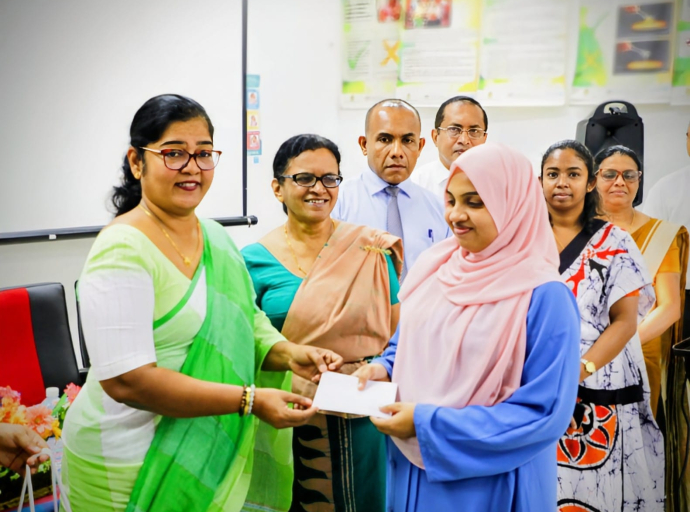 ගර්භනී මව්වරුන්ට ලබා දෙන විශේෂ පෝෂණ දීමනාව ලබා දීම ඇරඹෙයි 